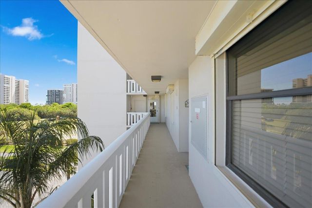 5059 N Hwy A1a 401, Hutchinson Island, FL 34949