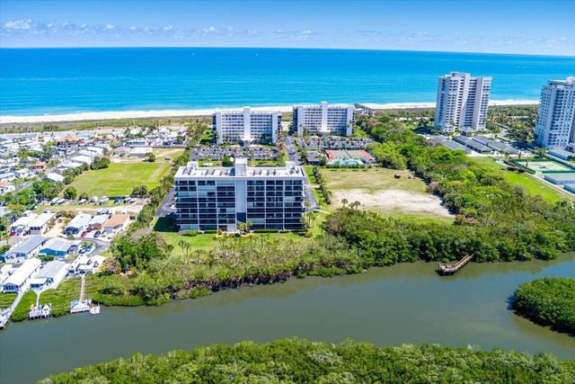 5059 N Hwy A1a 401, Hutchinson Island, FL 34949