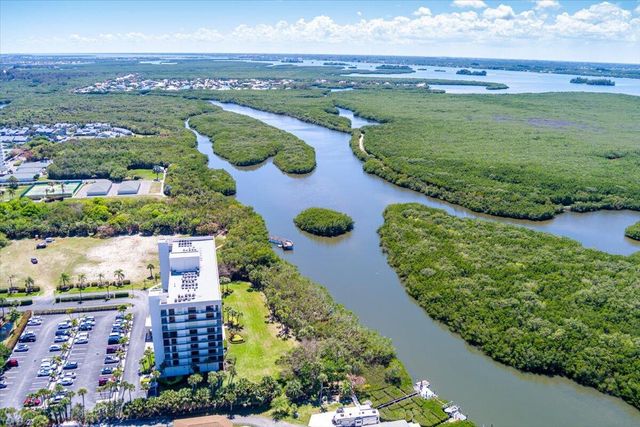 5059 N Hwy A1a 401, Hutchinson Island, FL 34949