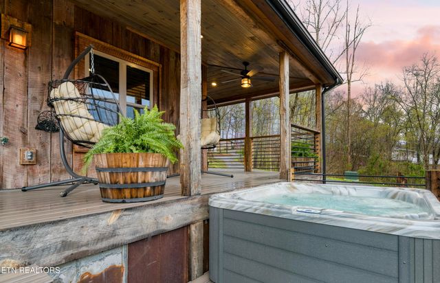 1023 Timberlake Circle Circle, Sevierville, TN 37876