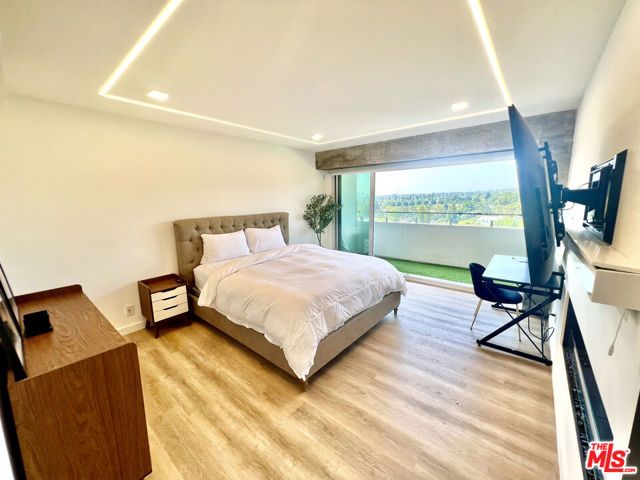 838 N Doheny Drive A1102, West Hollywood, CA 90069