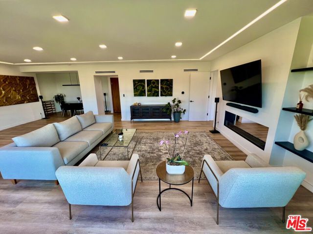 838 N Doheny Drive A1102, West Hollywood, CA 90069