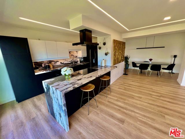 838 N Doheny Drive A1102, West Hollywood, CA 90069