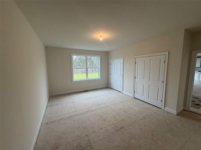 25 Dartmouth Drive, Poughkeepsie, NY 12603