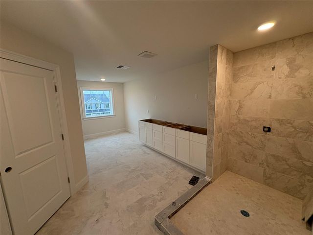 25 Dartmouth Drive, Poughkeepsie, NY 12603