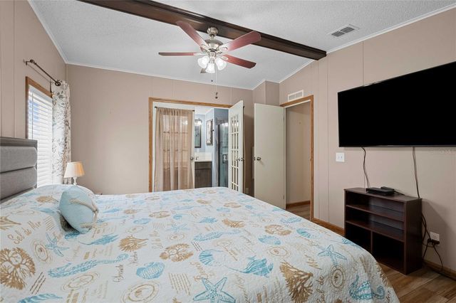 7039 SIESTA STREET, Zephyrhills, FL 33541