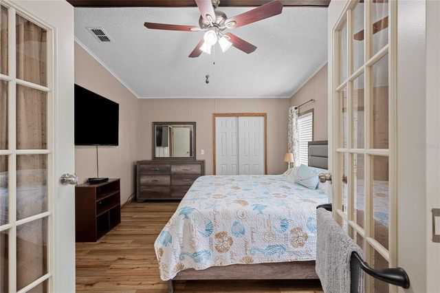 7039 SIESTA STREET, Zephyrhills, FL 33541