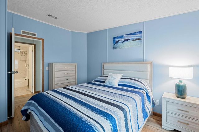 7039 SIESTA STREET, Zephyrhills, FL 33541