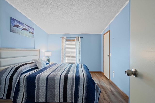 7039 SIESTA STREET, Zephyrhills, FL 33541