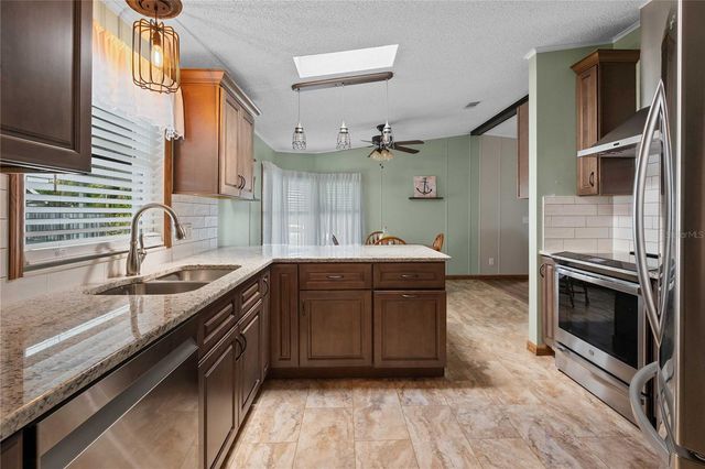 7039 SIESTA STREET, Zephyrhills, FL 33541