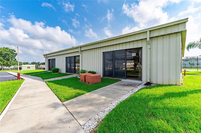 7039 SIESTA STREET, Zephyrhills, FL 33541