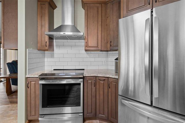 7039 SIESTA STREET, Zephyrhills, FL 33541