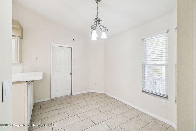 7021 Oregon Chickadee Road, Weeki Wachee, FL 34613