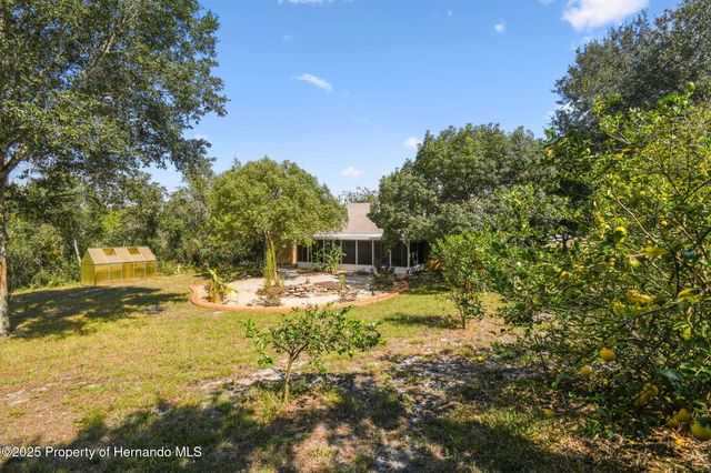 7021 Oregon Chickadee Road, Weeki Wachee, FL 34613
