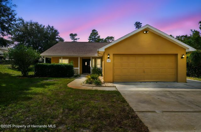 7021 Oregon Chickadee Road, Weeki Wachee, FL 34613