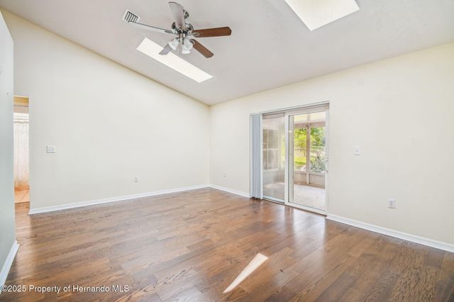 7021 Oregon Chickadee Road, Weeki Wachee, FL 34613
