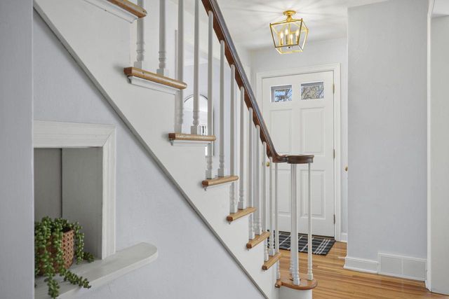 811 Hiawatha Drive, Madison, WI 53711