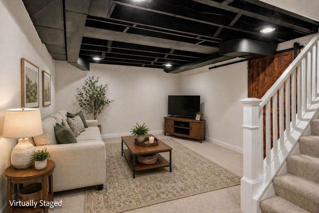 811 Hiawatha Drive, Madison, WI 53711
