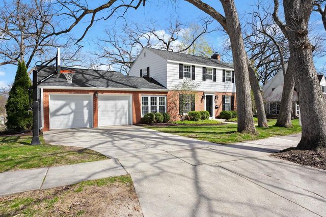 811 Hiawatha Drive, Madison, WI 53711