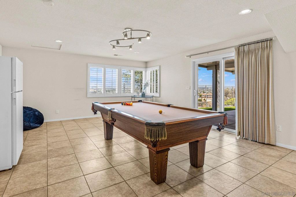 Image 13 of property listing at 5762 Alta Vista Ave, San Diego, CA 92114