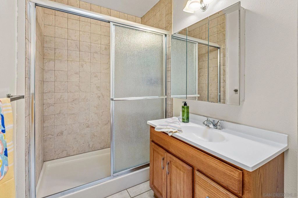 Image 18 of property listing at 5762 Alta Vista Ave, San Diego, CA 92114