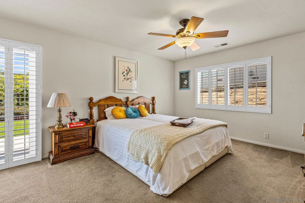 Image 23 of property listing at 5762 Alta Vista Ave, San Diego, CA 92114