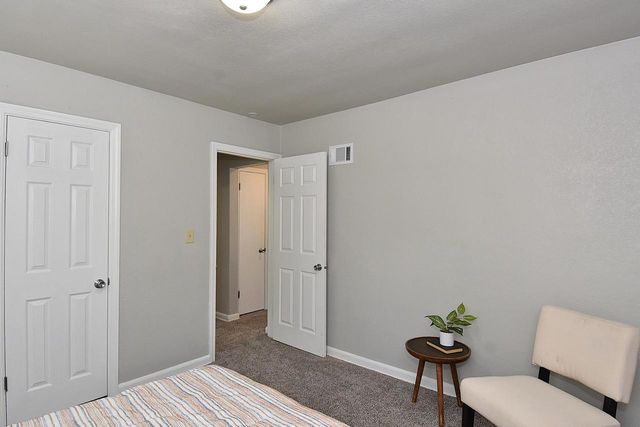 5060 N 61st STREET, Milwaukee, WI 53218