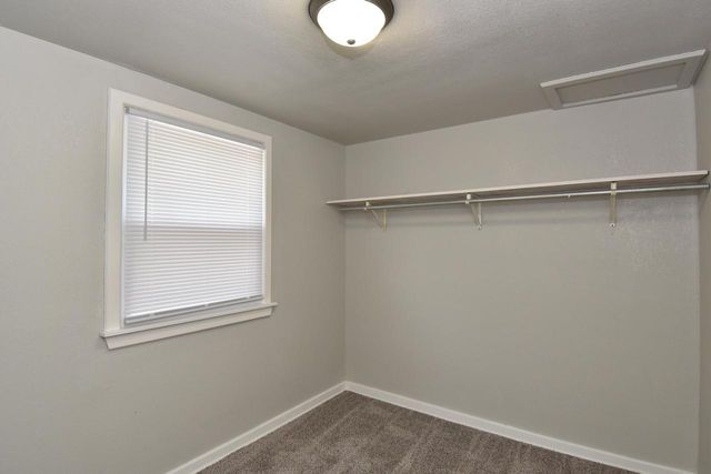 5060 N 61st STREET, Milwaukee, WI 53218