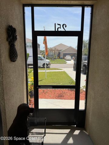251 Guinevere Drive SW, Palm Bay, FL 32908