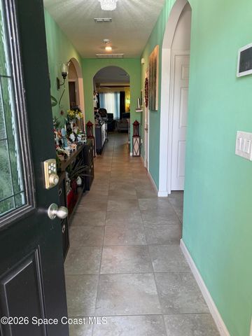 251 Guinevere Drive SW, Palm Bay, FL 32908
