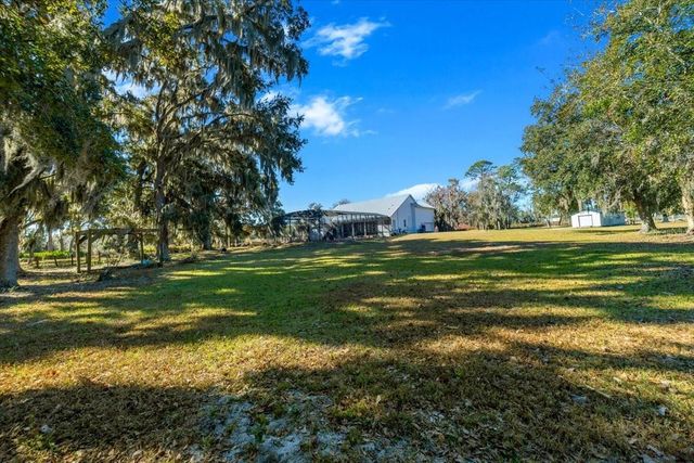 15104 COUNTY ROAD 48, Astatula, FL 34705