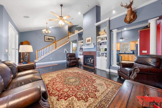 15104 COUNTY ROAD 48, Astatula, FL 34705