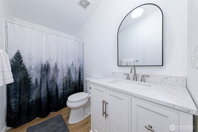 91 N Wigeon Place, Hoodsport, WA 98584