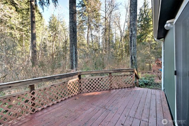 91 N Wigeon Place, Hoodsport, WA 98584