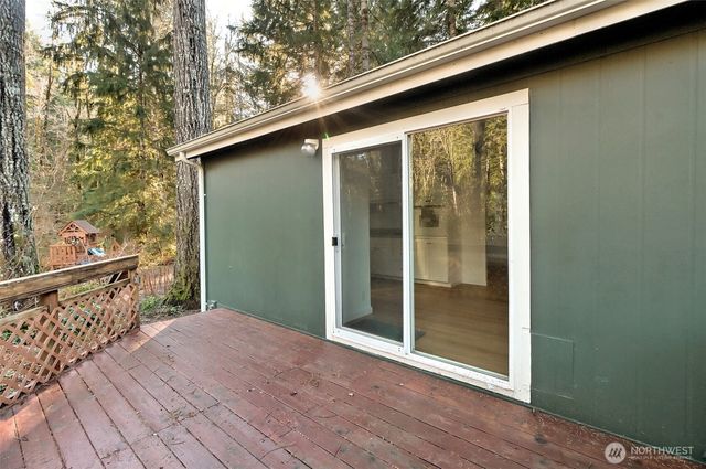 91 N Wigeon Place, Hoodsport, WA 98584