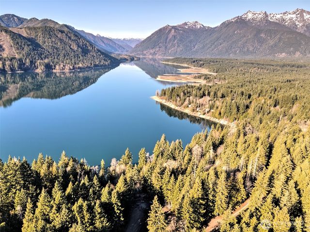 91 N Wigeon Place, Hoodsport, WA 98584