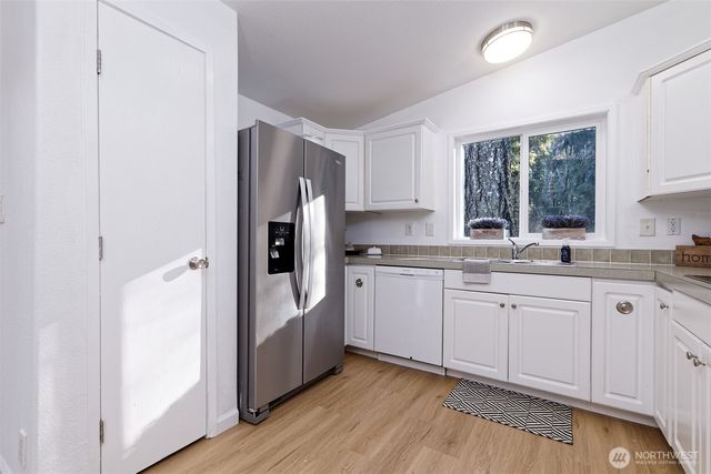 91 N Wigeon Place, Hoodsport, WA 98584