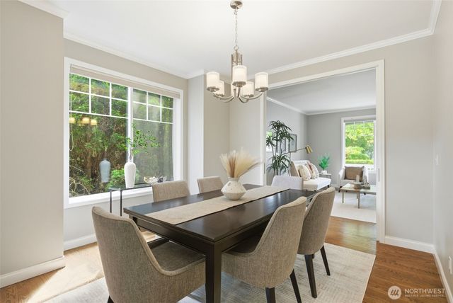 24923 NE 3rd Place, Sammamish, WA 98074