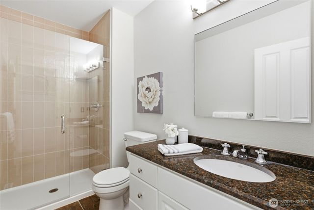24923 NE 3rd Place, Sammamish, WA 98074