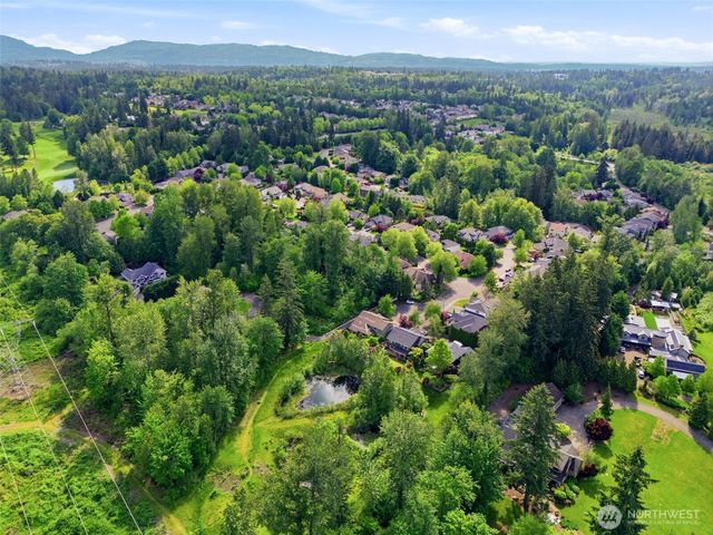 24923 NE 3rd Place, Sammamish, WA 98074
