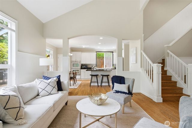 24923 NE 3rd Place, Sammamish, WA 98074