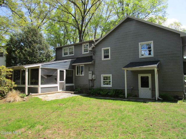 161 Willow Lane, Schenectady, NY 12302