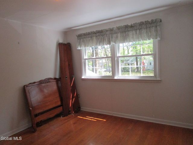 161 Willow Lane, Schenectady, NY 12302