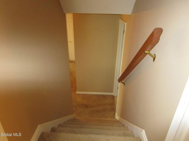 161 Willow Lane, Schenectady, NY 12302
