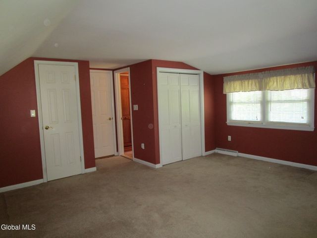 161 Willow Lane, Schenectady, NY 12302