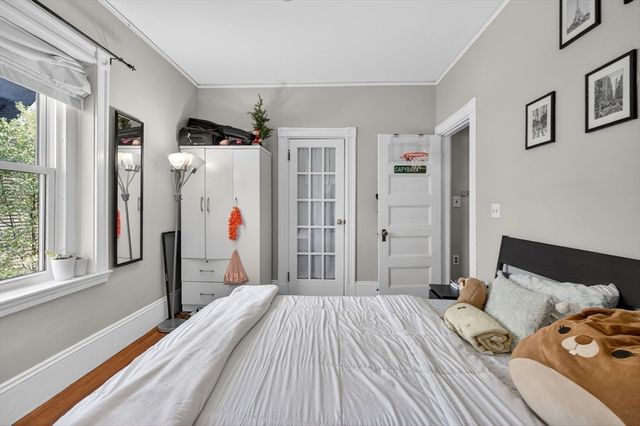 17 Park Vale 4, Brookline, MA 02446