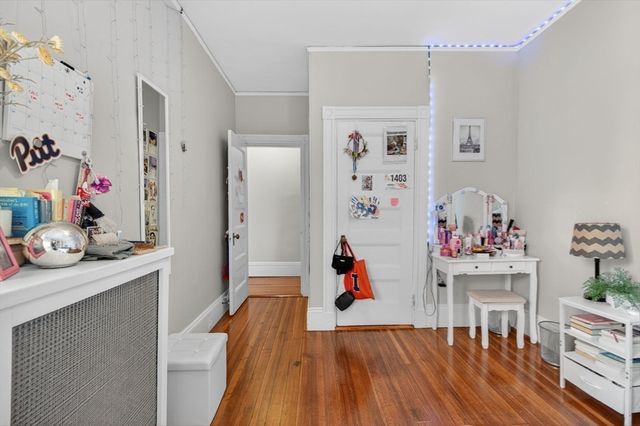 17 Park Vale 4, Brookline, MA 02446