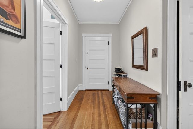 17 Park Vale 4, Brookline, MA 02446