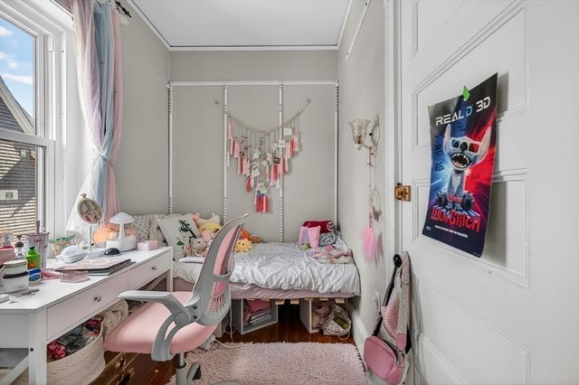 17 Park Vale 4, Brookline, MA 02446