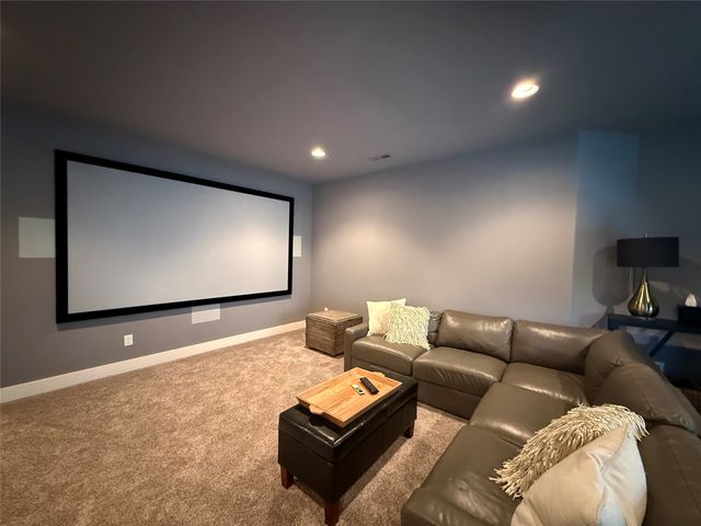 9125 Abram Drive, West Des Moines, IA 50266